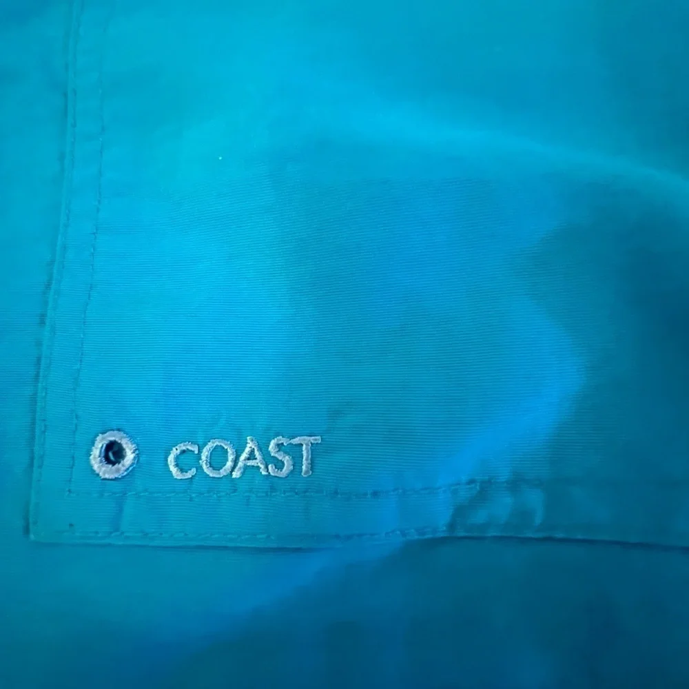 COAST PAWLEYS ISLAND LADIES SHORTS. SIZE S. TURQUOISE